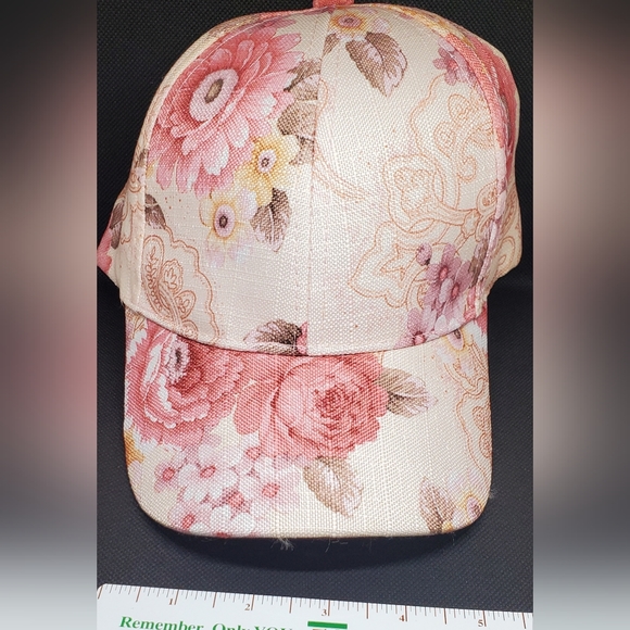 Rose Print Hat - Picture 1 of 4